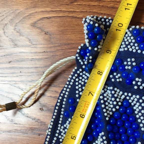 Trendy beaded mini bag/pouch - Picture 5 of 8